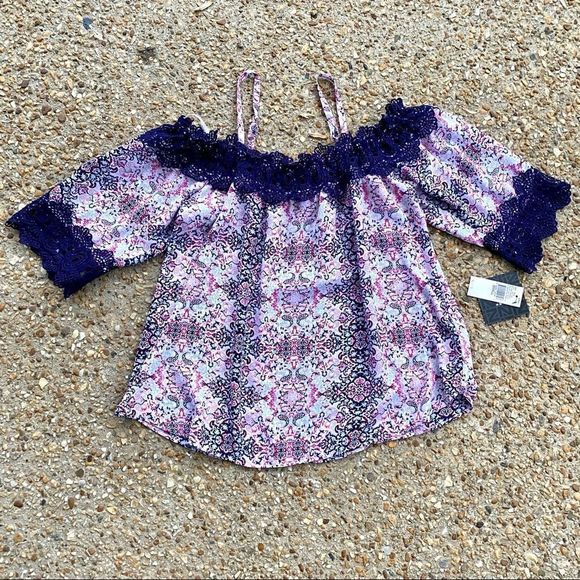 NWT Iz Byer Paisley Crochet Lace Off Shoulder Adjustable Straps Blouse Size S - Picture 1 of 10
